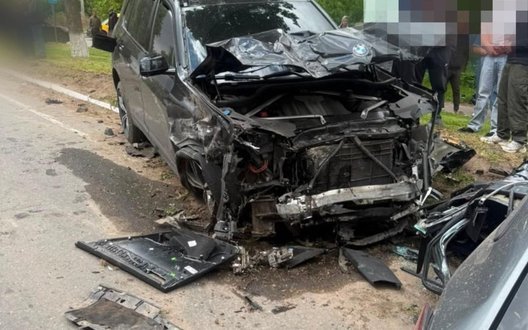 У Київській області сталася смертельна ДТП: автомобілями керували неповнолітні. ФОТОрепортаж