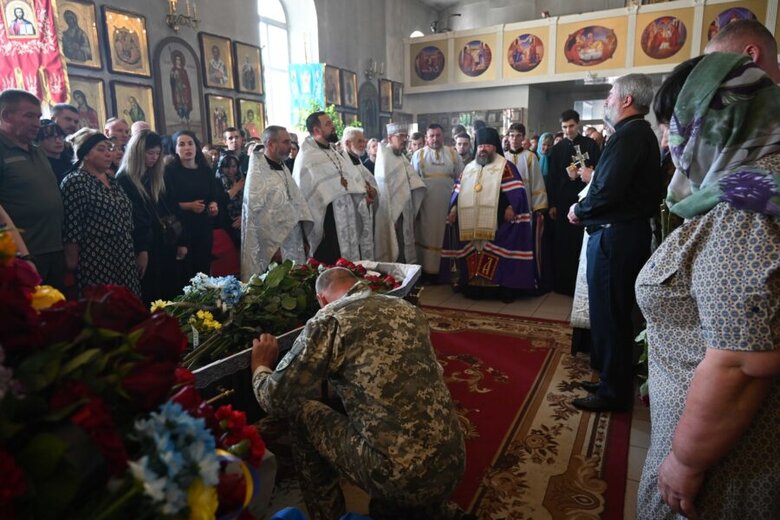 21-річний командир розвідвзводу бригади НГУ Буревій Костянтин Ковтун загинув у боях з ворогом на Донеччині 09