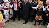 Ваша область стала надійним тилом для армії і центром волонтерського руху - Порошенко подякував волинянам
