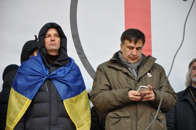 Наш ворог - олігархат! Наш ворог - Порошенко! Прихильники Саакашвілі провели марш у Києві з закликом імпічмента президента (оновлено) 36