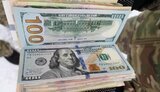 $1120, 18,5 тис. грн і 53 тис. рублів: від початку року подорожувальники з РФ 13 разів намагалися дати хабаря прикордонникам