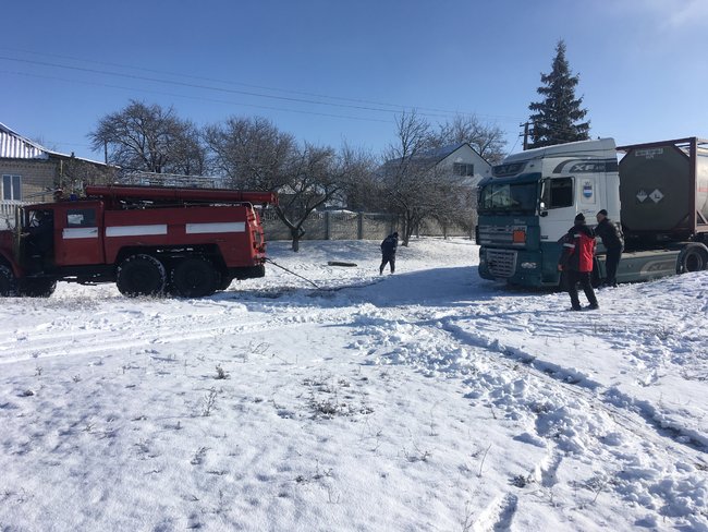 Опасных метеорологических явлений в Украине не наблюдается, продолжается ликвидация последствий непогоды, - ГСЧС 02