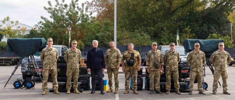 Порошенко передав військовим РЕБ Ай-Петрі