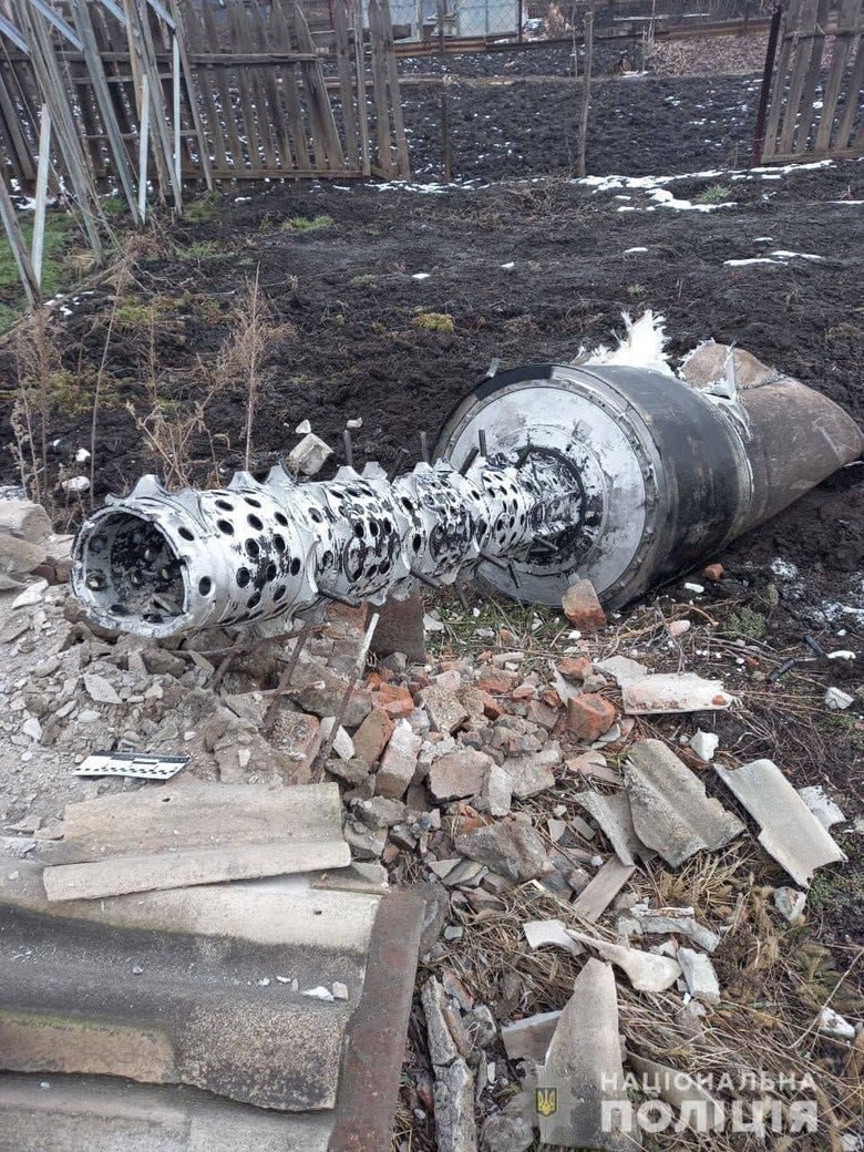 На Востоке украинские военные сбили ракету оккупантов Искандер 01
