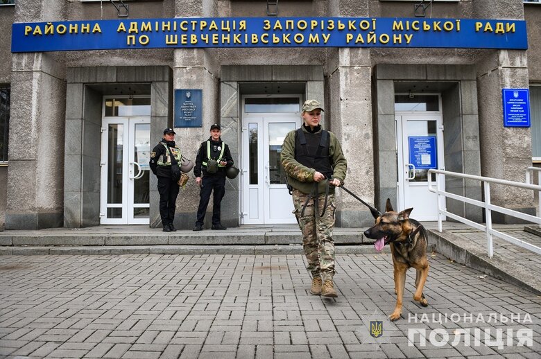Поліція перевірила 60% закладів щодо повідомлень про мінування