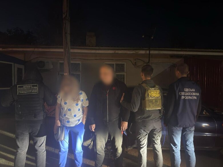 A woman was detained in the Odesa region for attempting to smuggle a man across the border