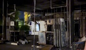 Взрывы прогремели в Ростове-на-Дону: горела АЗС и автомобили