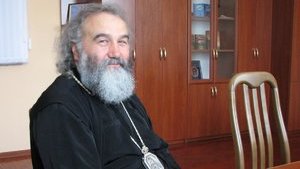 "Викрадення" митрополита УПЦ МП Агапіта: тепер священик заявляє, що до Києва поїхав таки за пропозицією СБУ і співробітники спецслужби супроводжували його і в дорозі, і в столиці