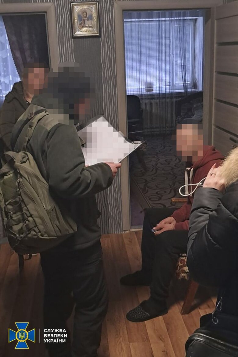 Ворожого інформатора, який збирав дані про оборону Дніпропетровщини, затримала СБУ 02