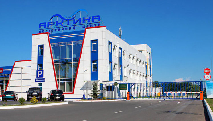 Связанная с Юрушевым компания отсудила проданный "Ощадбанком" Фиале комплекс "Арктика"