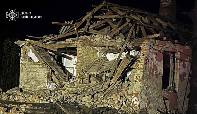 Российский удар по Киевской области: разрушения в Белой Церкви и ранен ребенок. ФОТОРЕПОРТАЖ