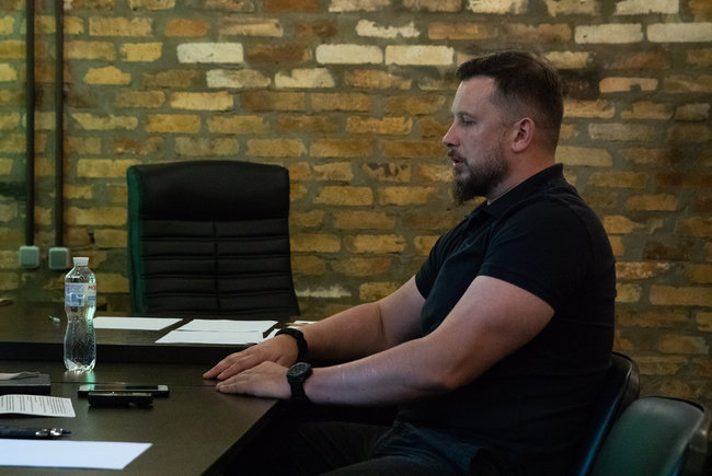 Андрій Білецький: Зеленський хоче репресувати ту частину суспільства, яка восени протестуватиме проти капітулянтських історій 02