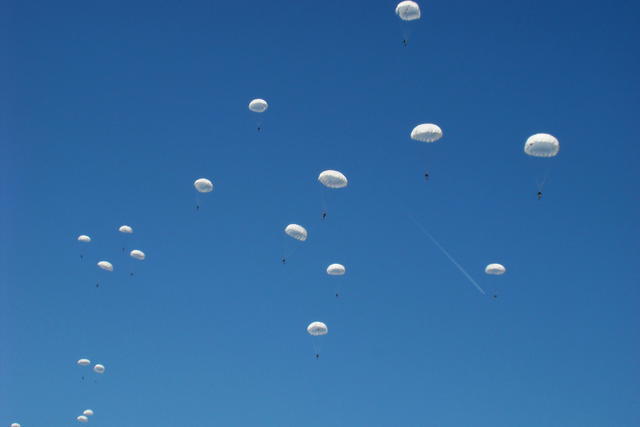 Airborne, Spetsnaz cadets performed landing drills in Odesa region 06