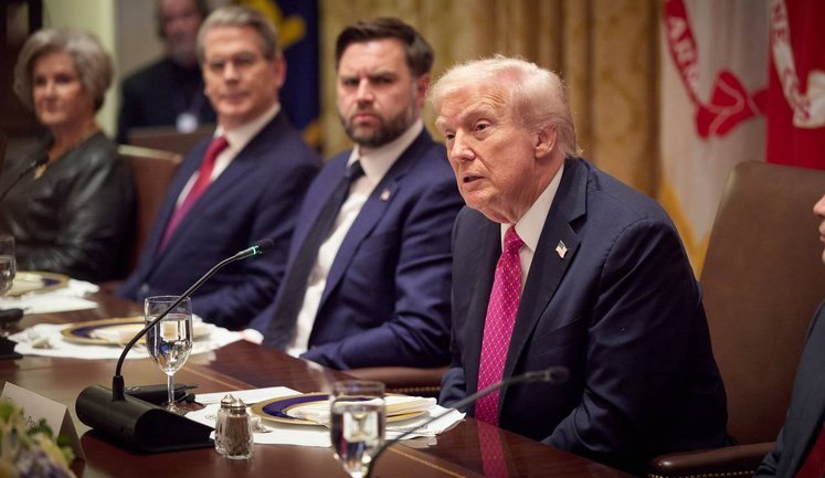 Нова стратегія з нацбезпеки США: що це означає для України