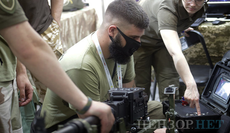 Радіорозвідка, модернізація РЛС з 60-х і закинуті на територію ворога датчики: розробки ветеранів війни з Росією. ФОТОрепортаж