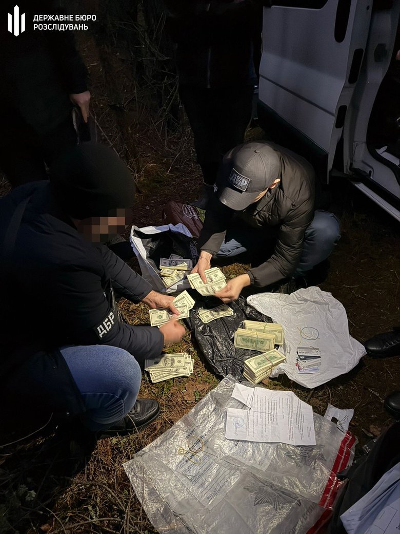 Київський поліцейський Рибянський отримав підозру за крадіжку