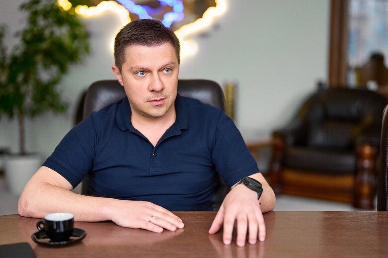 Yevhen, Pikalov
