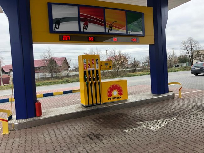 Незаконно построенная АЗС ликвидирована в Одесской области 02