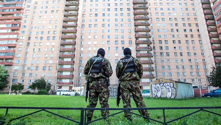 ФСБ провела в жилом доме Санкт-Петербурга карательную операцию против ополченцев Кабардино-Балкарии. ФОТОрепортаж+ВИДЕО