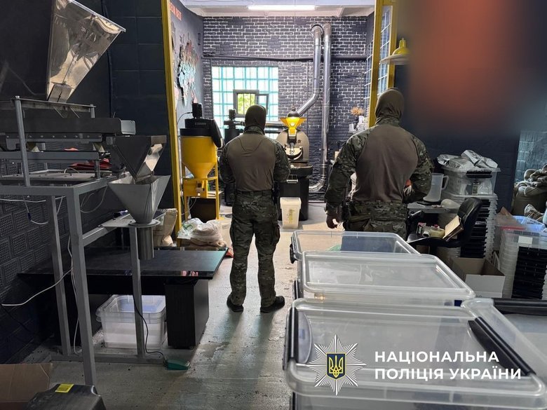 На Київщині ліквідували масштабне виробництво підробленої кави