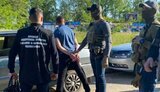 На Херсонщине при получении 14 тыс. грн взятки задержаны полицейский и военнослужащий ВСП, - прокуратура. ФОТО