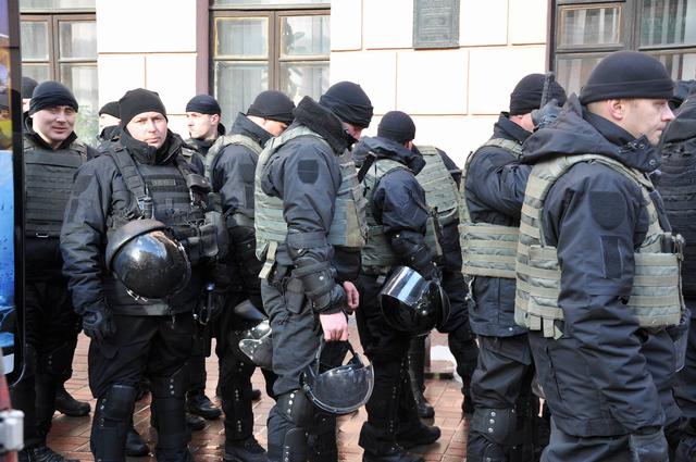 Активісти блокади Донбасу збираються ставити "редут" біля АП 14