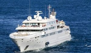 яхта,коломойський