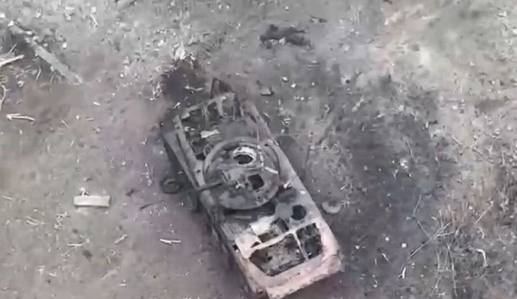 Загальні бойові втрати РФ від початку війни - близько 1 241 530 осіб (+850 за добу), 11 627 танків, 36 802 артсистеми, 23 981 ББМ. ІНФОГРАФІКА