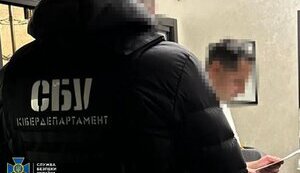 Бюджет втратив 24 млн грн на закупівлі комп’ютерів: СБУ повідомила про підозру ексзаступнику міністра соцполітики. ФОТОрепортаж