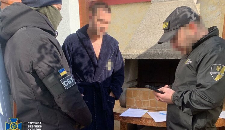 Помогали уклонистам сбежать за границу через фейковые решения суда: разоблачена преступная группа на Одесщине. ФОТОРЕПОРТАЖ