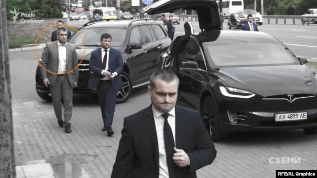 Глава ОП Богдан таємно зустрічався з олігархом Коломойським у київському ресторані, - Схеми 11