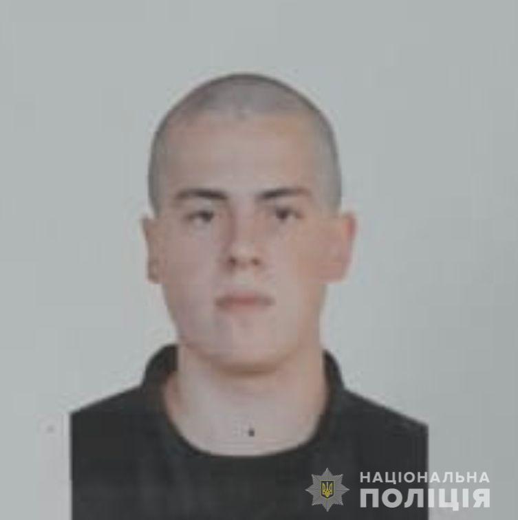 5 військовослужбовців загинули, пятьох поранено: стрілянину в Дніпрі влаштував солдат Нацгвардії Рябчук Артемій, злочинця розшукують 01