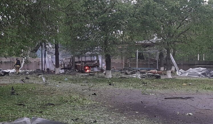 Ворог масовано атакував Харків "шахедами": зафіксовано 20 ударів, постраждало чотири людини (оновлено). ФОТО