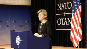 Мы будем рады членству Украины в НАТО, - постпред США Хатчисон