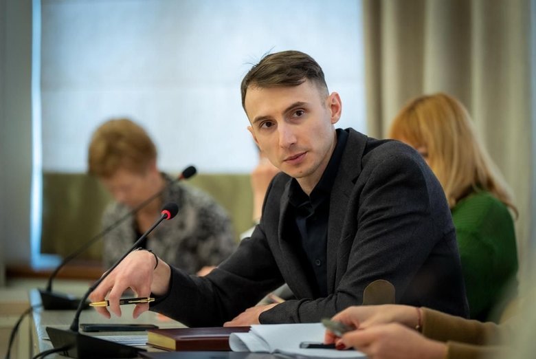 Директор ДЕЦ Едем Бекірович Адаманов