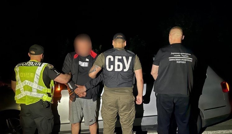 За 13 тысяч долларов обещали доставить в Венгрию: на Закарпатье задержали организаторов побега за границу. ФОТОРЕПОРТАЖ