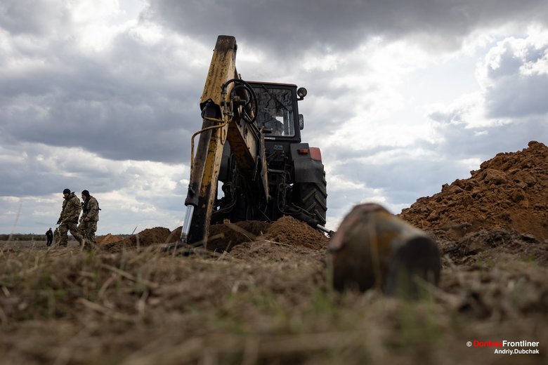 Ukrainian sappers destroy Russian unexploded ordnance in Kyiv region 12