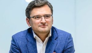 Венгрия не будет полностью блокировать отношения Украины с НАТО, - Кулеба