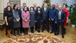 Англійська мова відкриває світ для українців, - Порошенко підбив підсумки Року англійської мови в Україні. ФОТОрепортаж