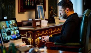 Зеленський провів енергетичний селектор: доручив розібратися щодо будинків у Києві, які досі без опалення. ФОТО