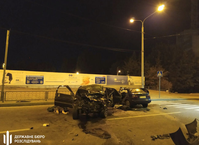 ДБР розслідує ДТП у Харкові за участю поліцейського, в якій загинуло двоє людей 03