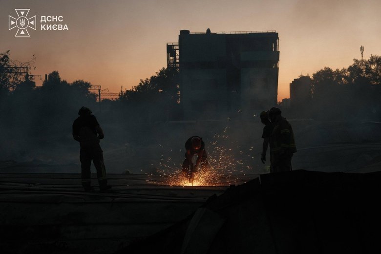 Ліквідовано наслідки обстрілу в Оболонському районі