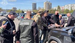 Командир батальйону на Запоріжжі вимагав кошти у підлеглих