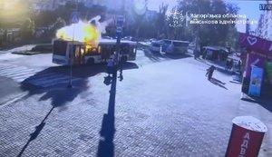 Russians strike passenger bus with FPV drone in Zaporizhzhia: eight people reported wounded, one in serious condition. VIDEO (updated)