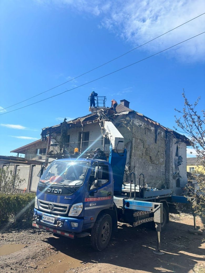 Пошкоджені ЛЕП та 29 будинків: у Харкові показали наслідки ворожого удару