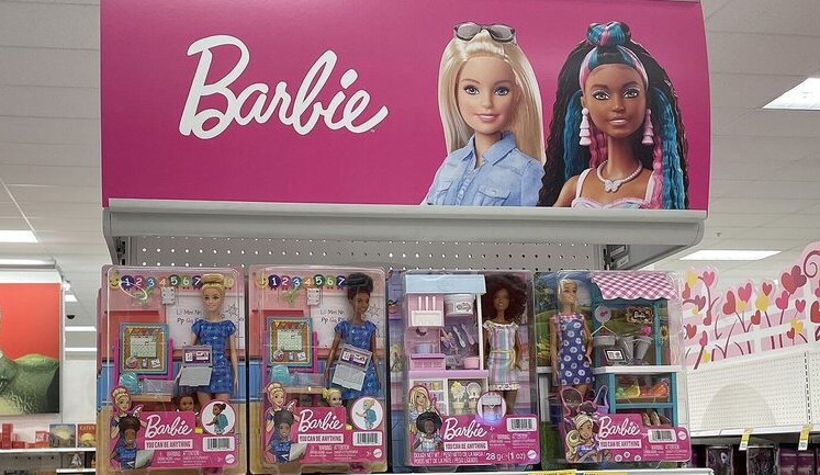 Виробник ляльок Barbie цього року планує випустити першу іграшку на базі штучного інтелекту