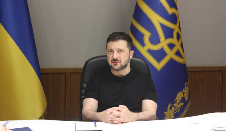 Zelenskyy congratulated doctors on their professional holiday: Thanks to you, life goes on