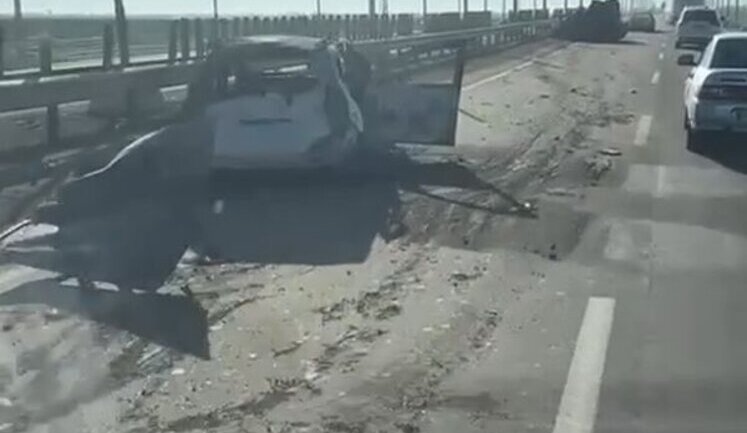 Drones attack, cars burn, traffic is restricted: what M-14 road between Kherson and Mykolaiv looks like. VIDEO