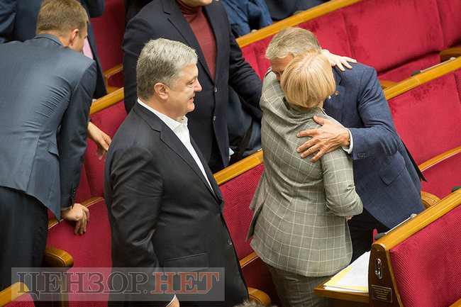 Стефанчук и Регламент, рассказ от Шуфрича и предложение к Шинкаренко вечером решить вопрос зп, - рабочий день ВР 2 октября 28