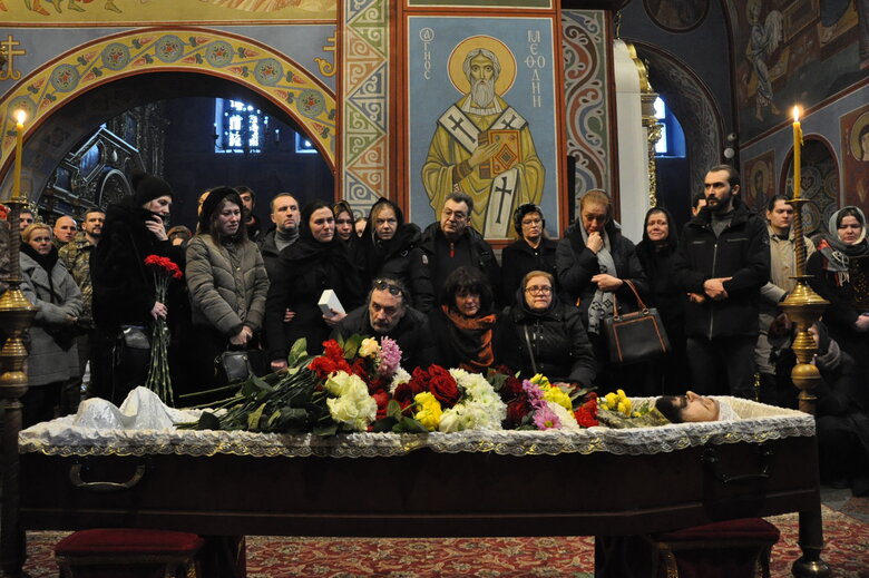 Зі столичним екскурсоводом та воїном Сергієм Мироновим, який загинув у бою з окупантами, попрощалися у Києві 31